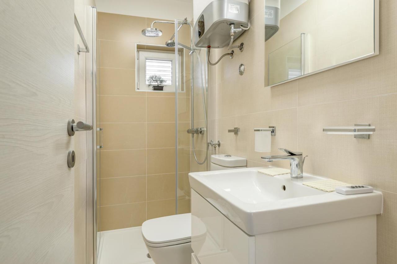 Joy 1 Apartment Novalja Εξωτερικό φωτογραφία