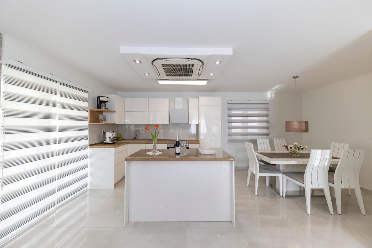 Joy 1 Apartment Novalja Εξωτερικό φωτογραφία